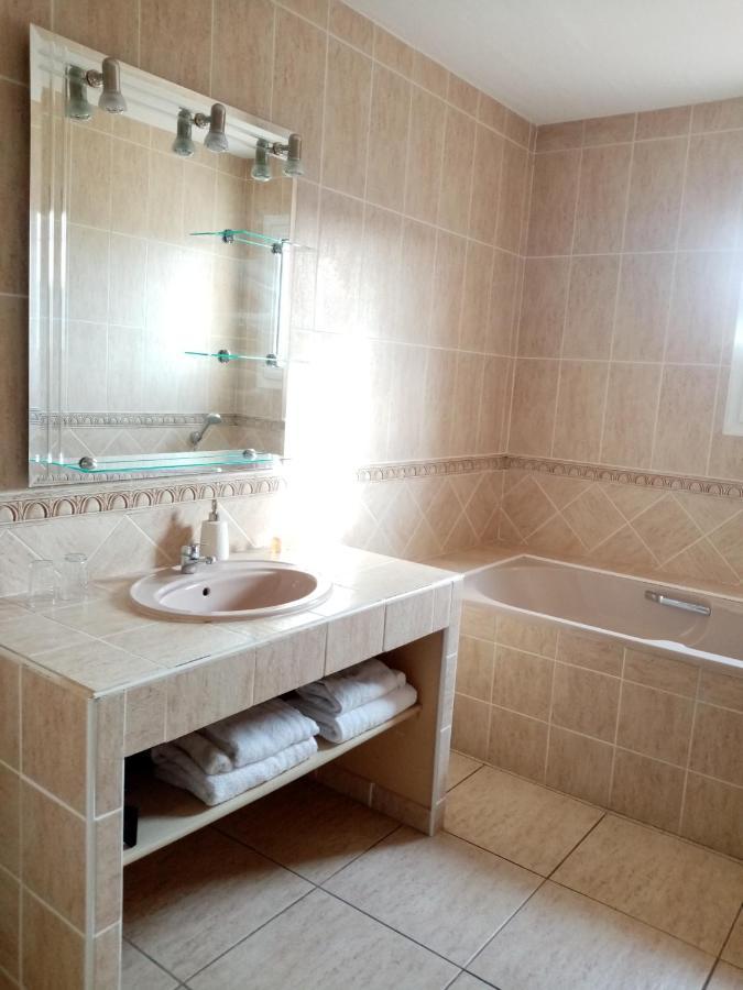 Chambres D'Hotes Du Capimont Hérépian 外观 照片